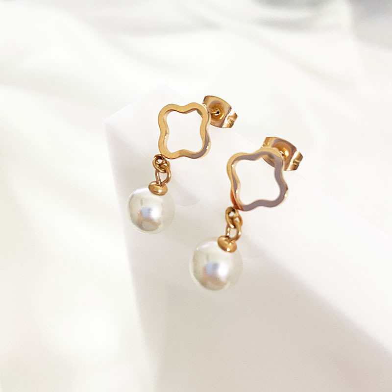 Pearl Four-leaf Clover Titanium Steel Earrings